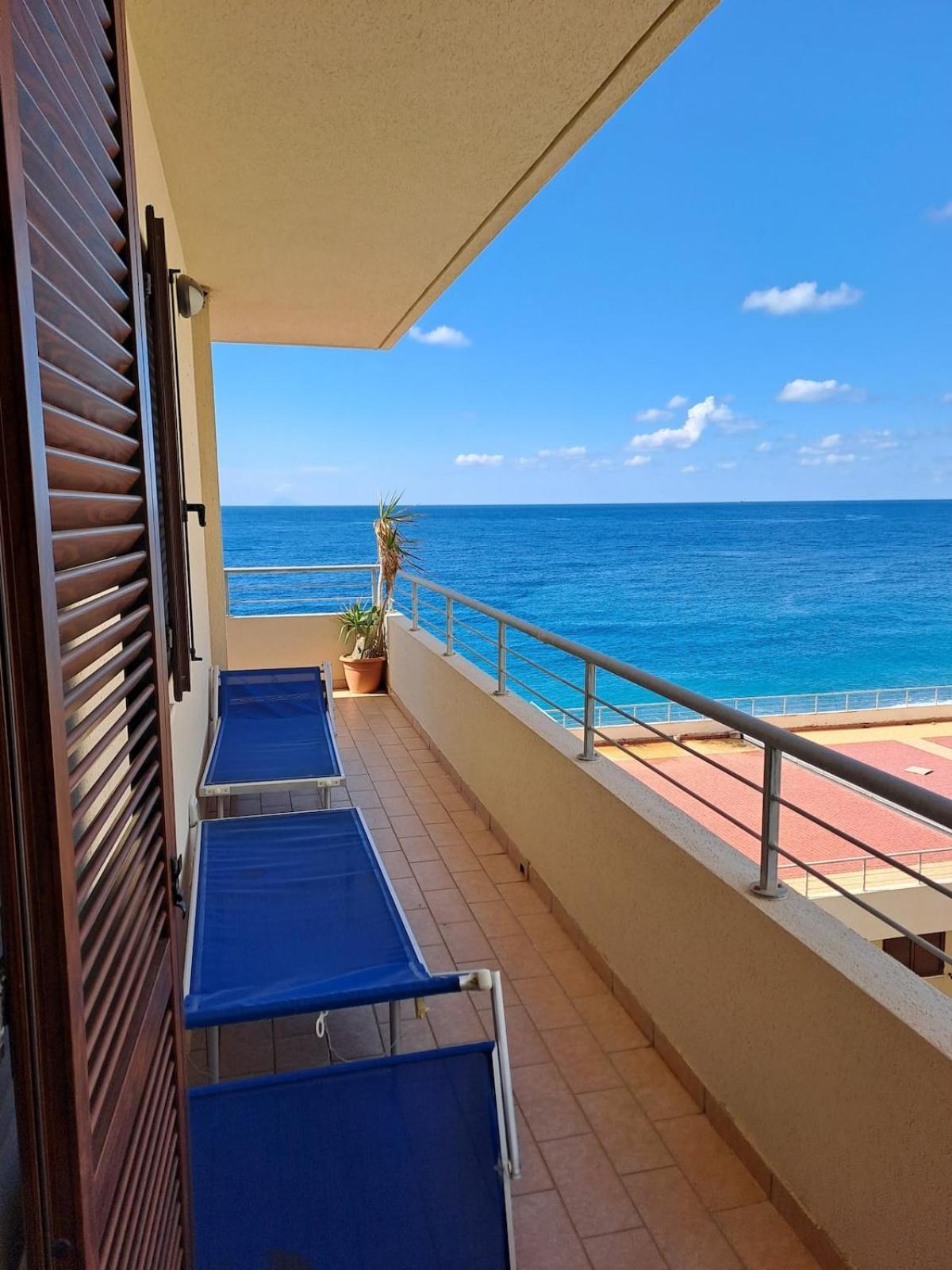 Sea House Bagnara Calabra Apartment Bagian luar foto
